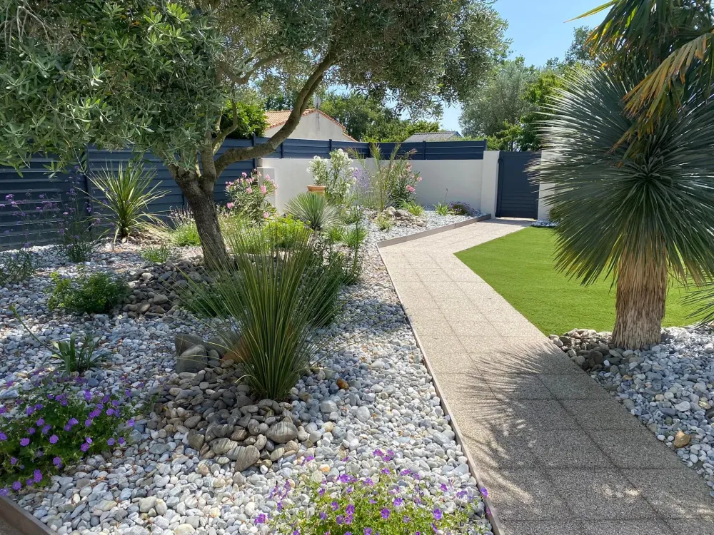 Entretien espaces verts à Epargne